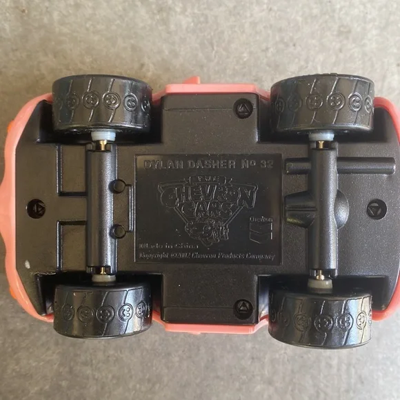 Chevron Cars - Picture 5 of 5